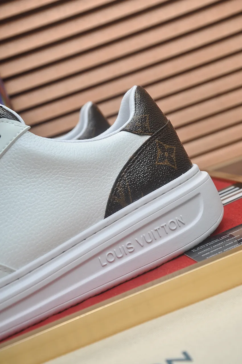Men's shoes 💰540💶[LOUIS VUITTON] Original order price (water-dyed cowhide lining) new model 🍀LV Louis Vuitton * - top version of LV classic trendy shoes! Made of imported original cowhide, water-dyed cowhide lining, and original wear-resistant rubber outsole! High quality products! Code number 38-45 (45 is custom-made and cannot be returned or exchanged)